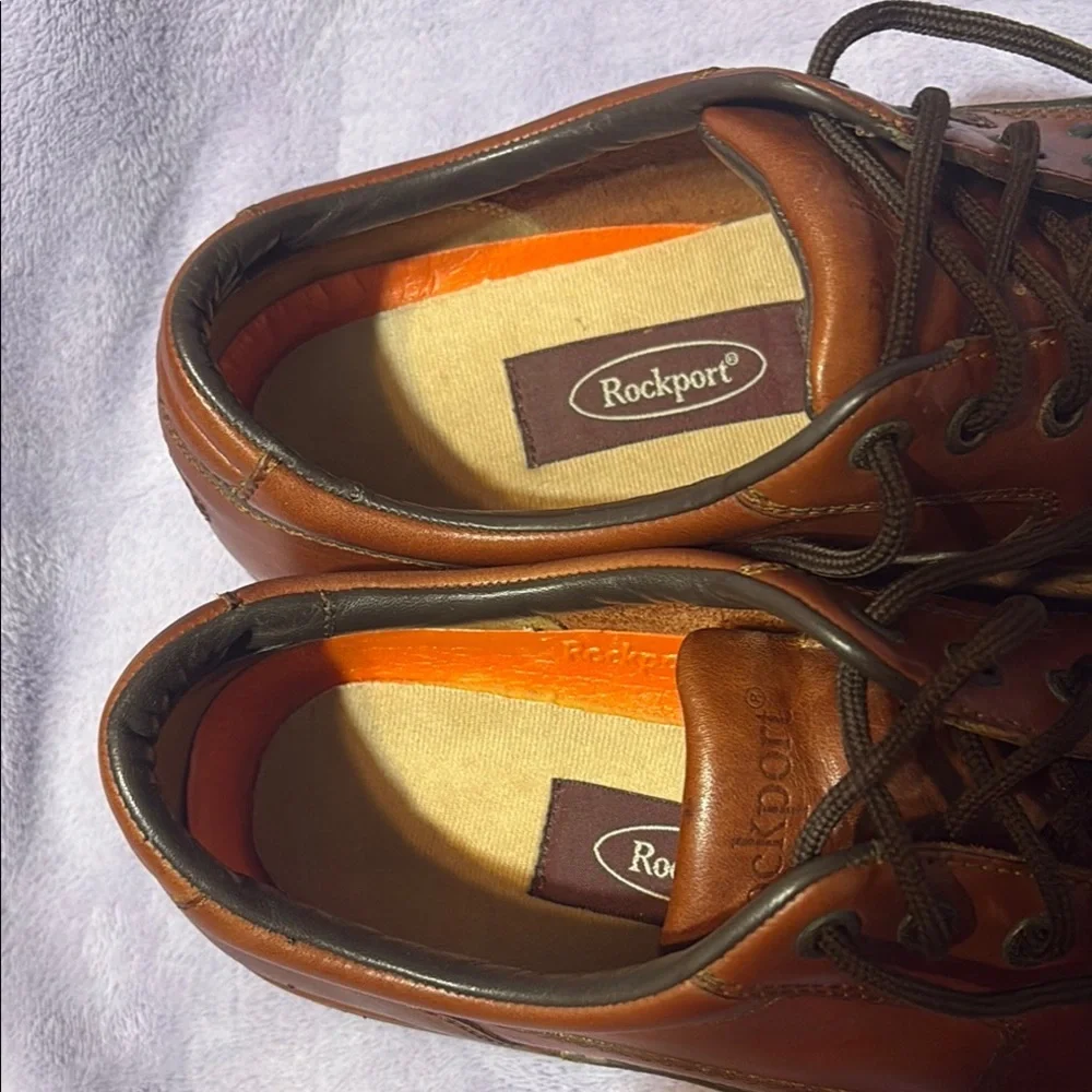 Rockport Men's 9.5 M Brown Leather Oxford M3945